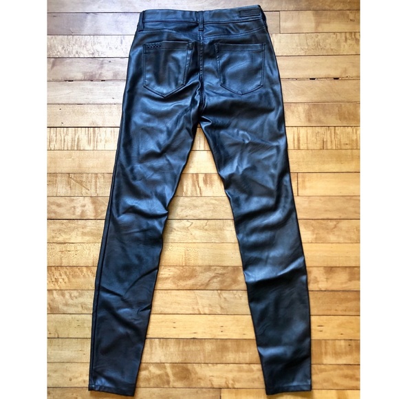 Blank NYC Faux Leather Skinny Pants - Picture 4 of 6